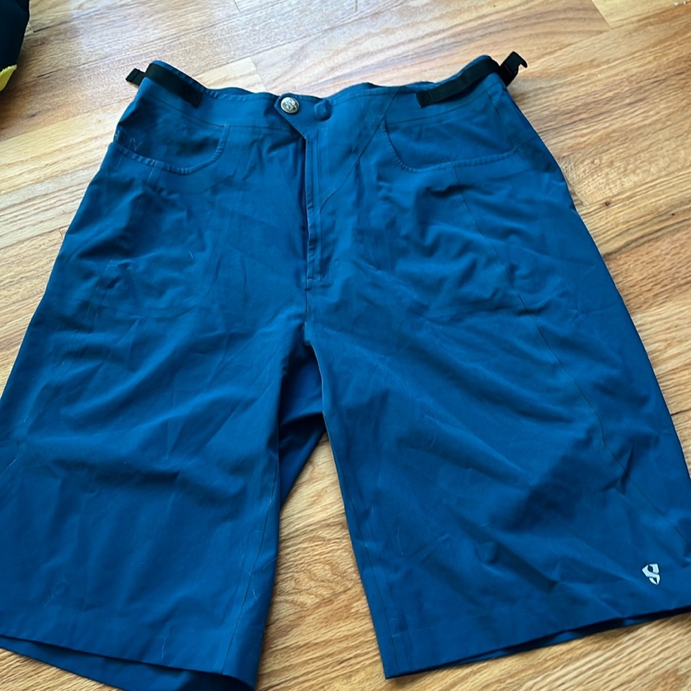 Men’s board short
